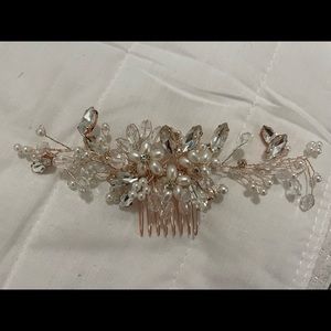 Birds and Bees Vintage 🔅 Rose gold with faux pearls/diamonds hair piece